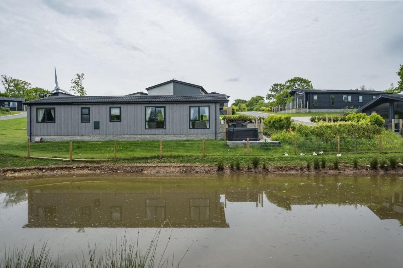 Lilac Lodge, 22 Roadford Lake Lodges Lifton Zewnętrze zdjęcie
