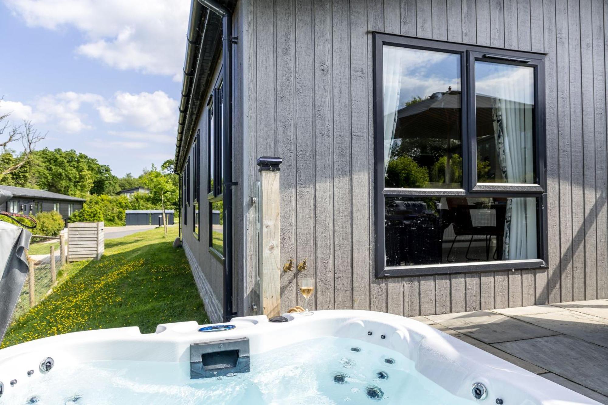 Lilac Lodge, 22 Roadford Lake Lodges Lifton Zewnętrze zdjęcie