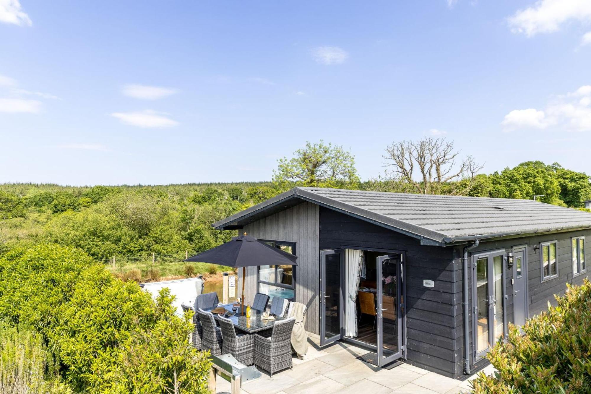 Lilac Lodge, 22 Roadford Lake Lodges Lifton Zewnętrze zdjęcie