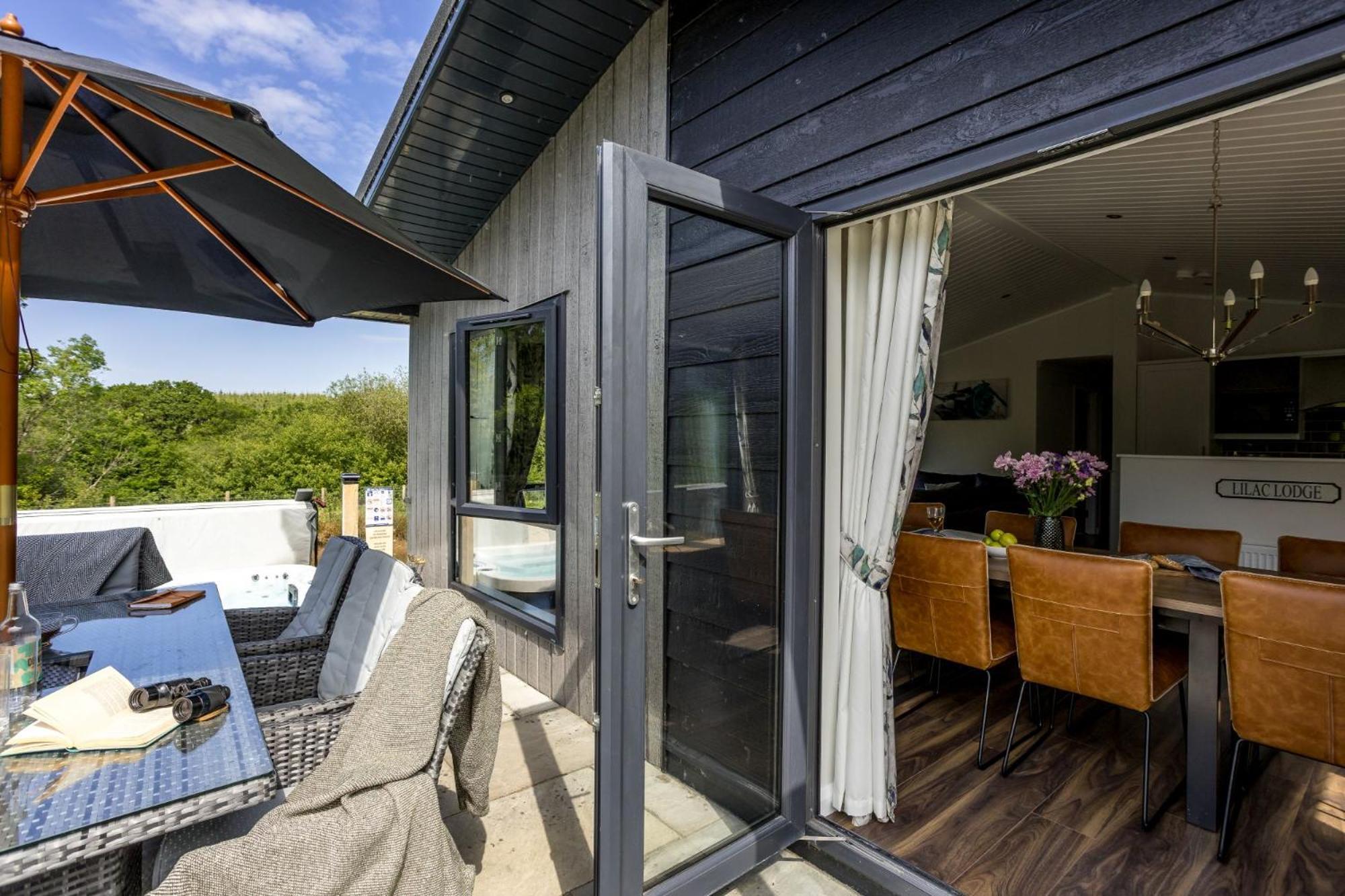 Lilac Lodge, 22 Roadford Lake Lodges Lifton Zewnętrze zdjęcie