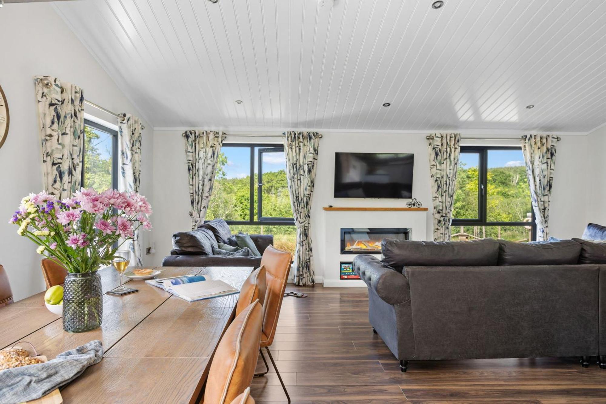 Lilac Lodge, 22 Roadford Lake Lodges Lifton Zewnętrze zdjęcie